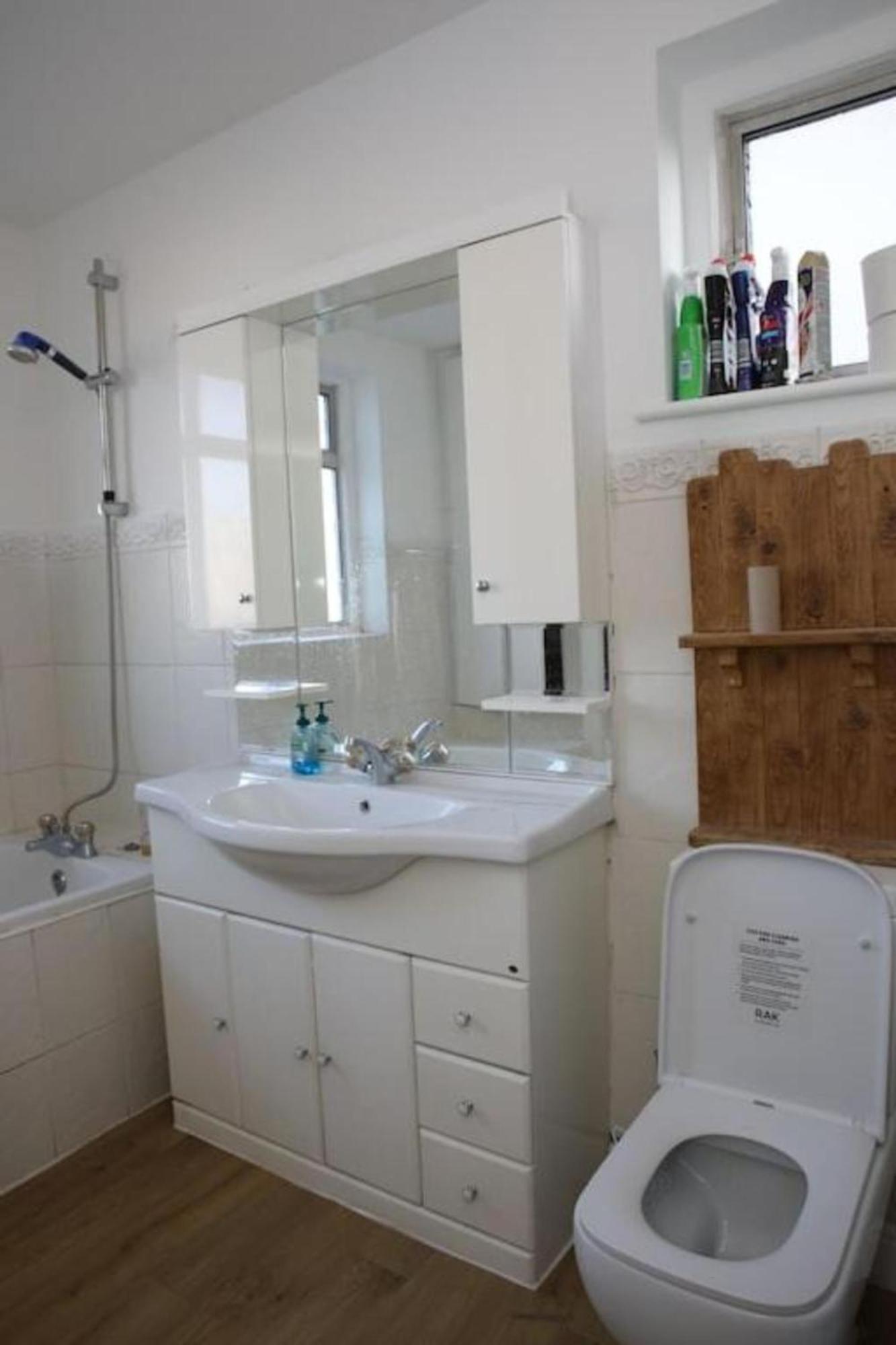 Oyo Timi Holiday Homes 런던 외부 사진